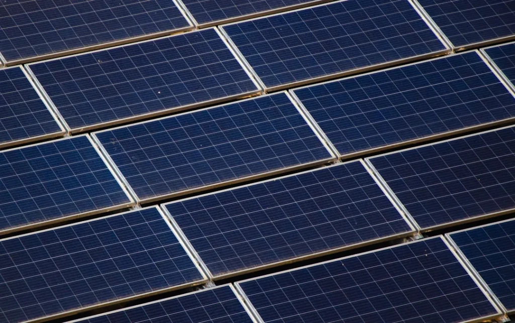 Placa solar desenho técnico com diagrama unifilar de sistema fotovoltaico residencial